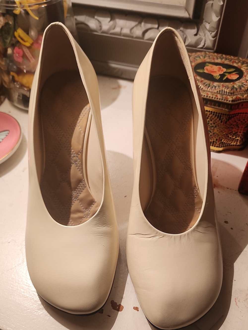 Burberry Women's Cream Round-Toe Pumps